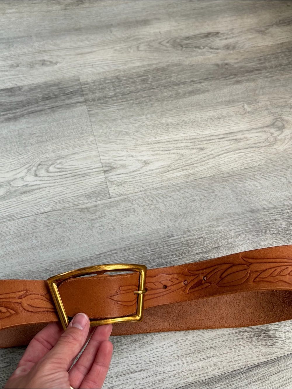 hand tool handmade leather floral embossed waist belt women’s 27” Waist Or Less